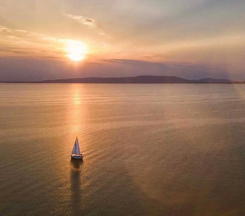 Holiday home Balaton A Kertben - Balaton In The Garden - Beachfront With Beautiful View, Private *