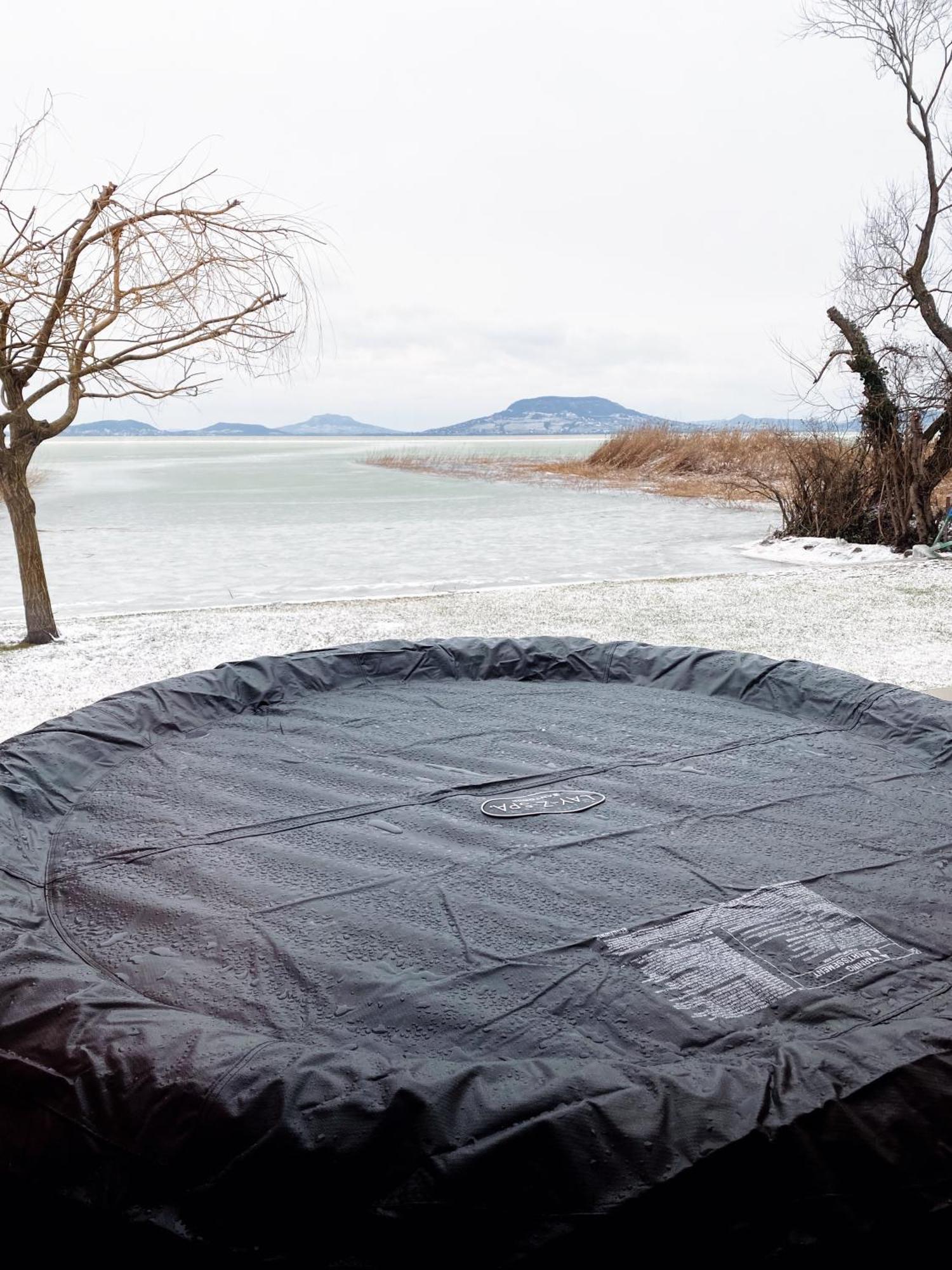 Balaton A Kertben - Balaton In The Garden - Beachfront With Beautiful View, Private * Balatonfenyves