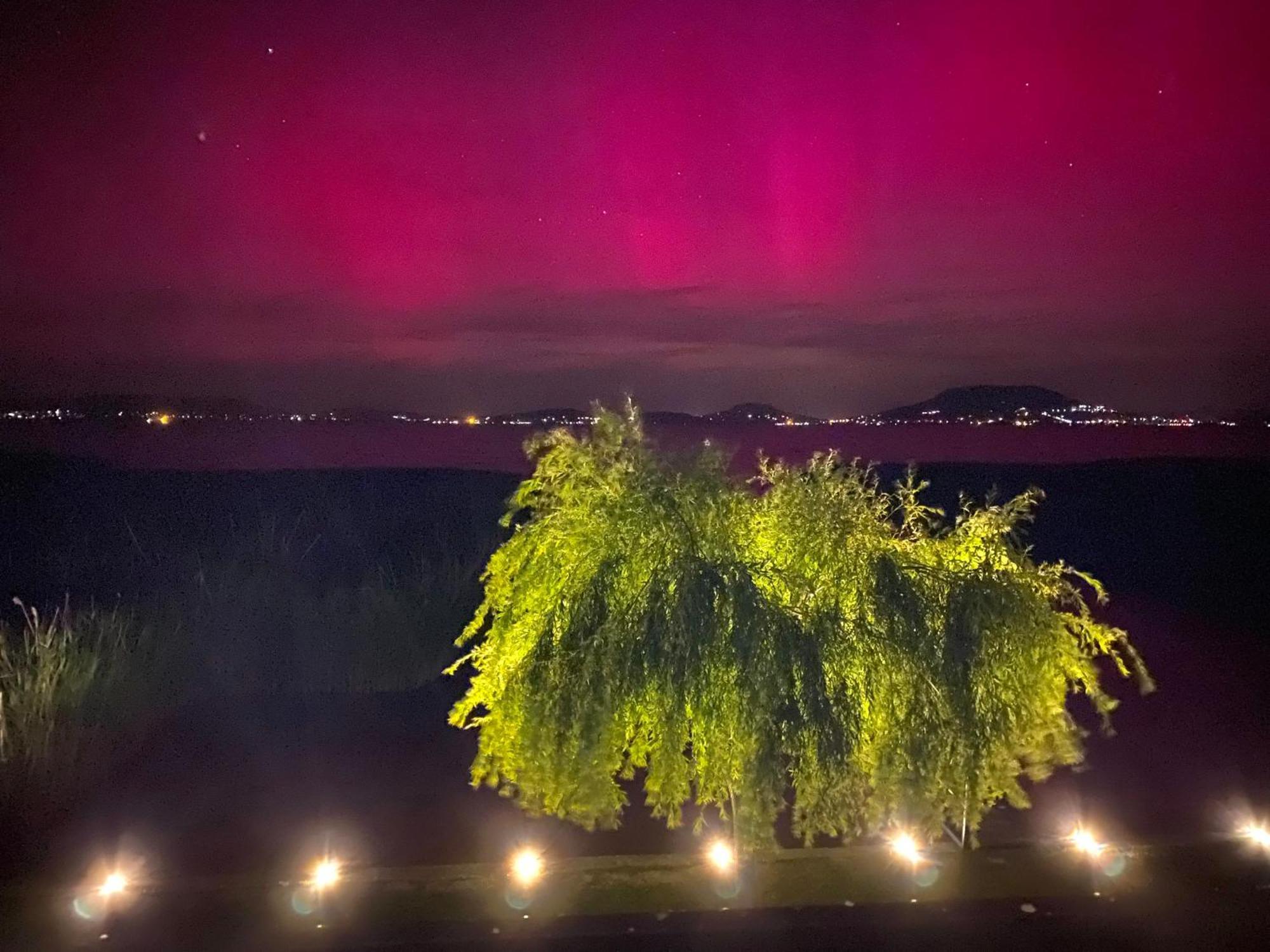 Balaton A Kertben - Balaton In The Garden - Beachfront With Beautiful View, Private Balatonfenyves
