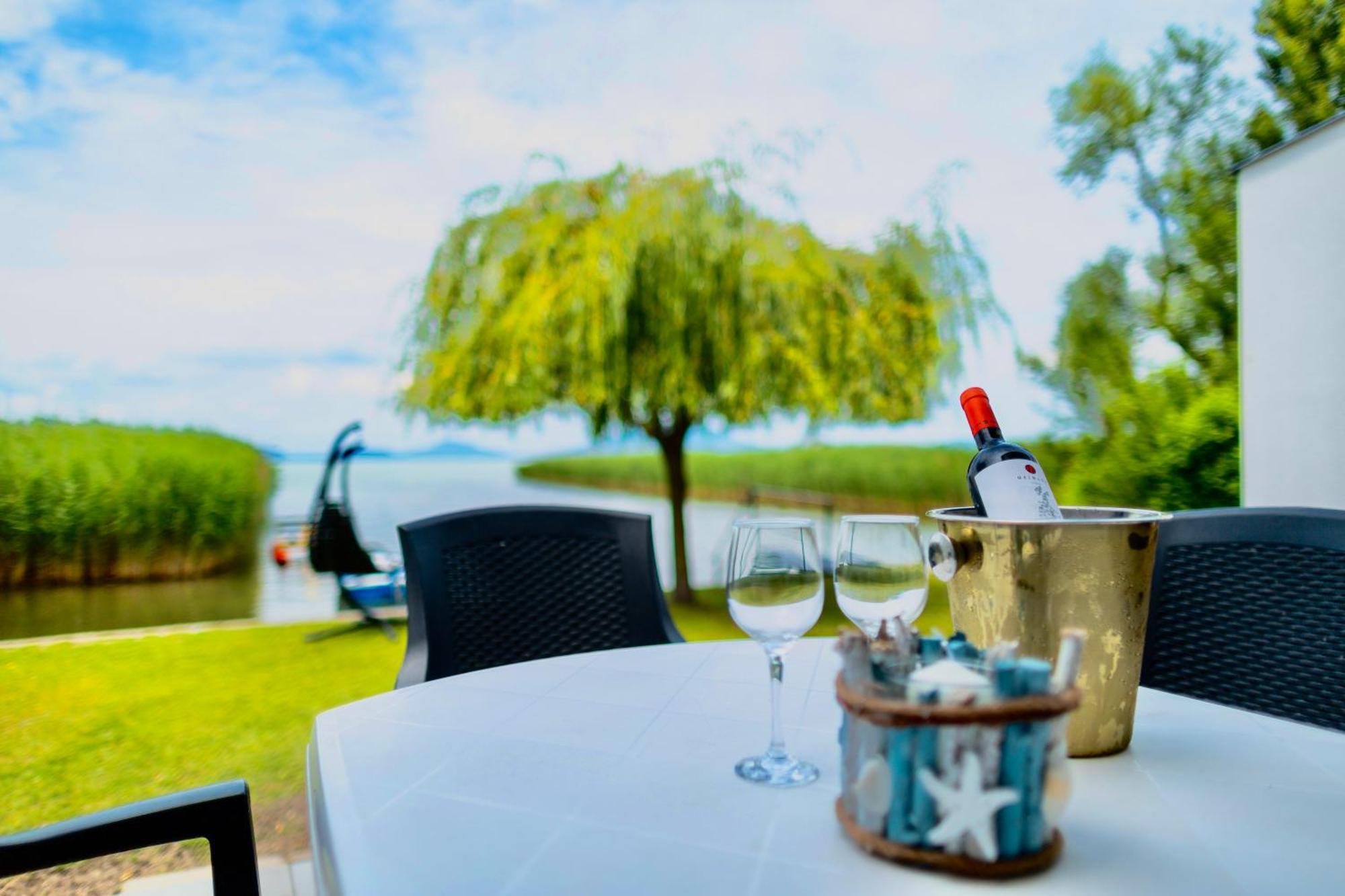 Holiday home Balaton A Kertben - Balaton In The Garden - Beachfront With Beautiful View, Private *